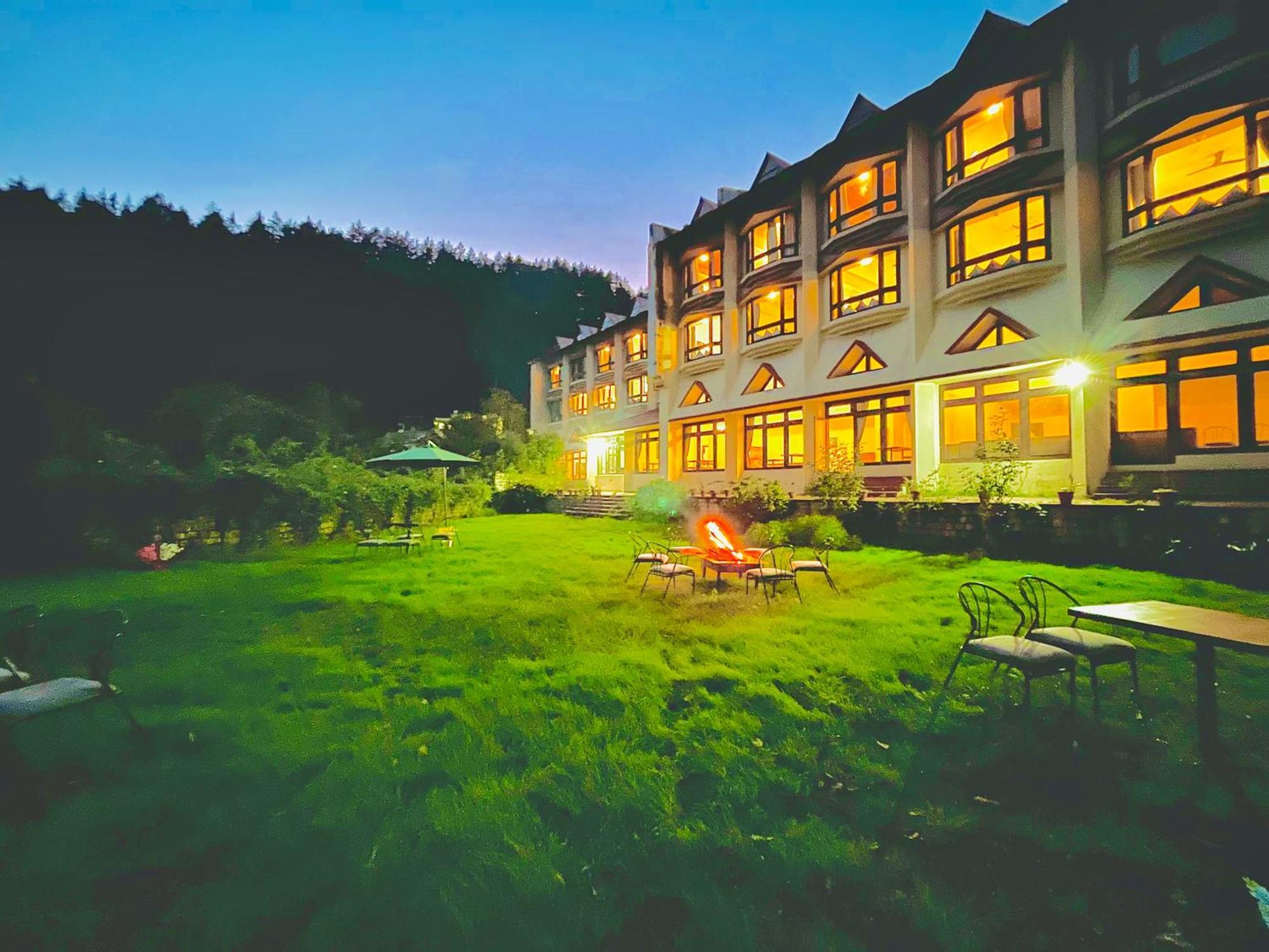 Ramayan Resort, In City Centre Manali By Ramanand Sagar Buitenkant foto
